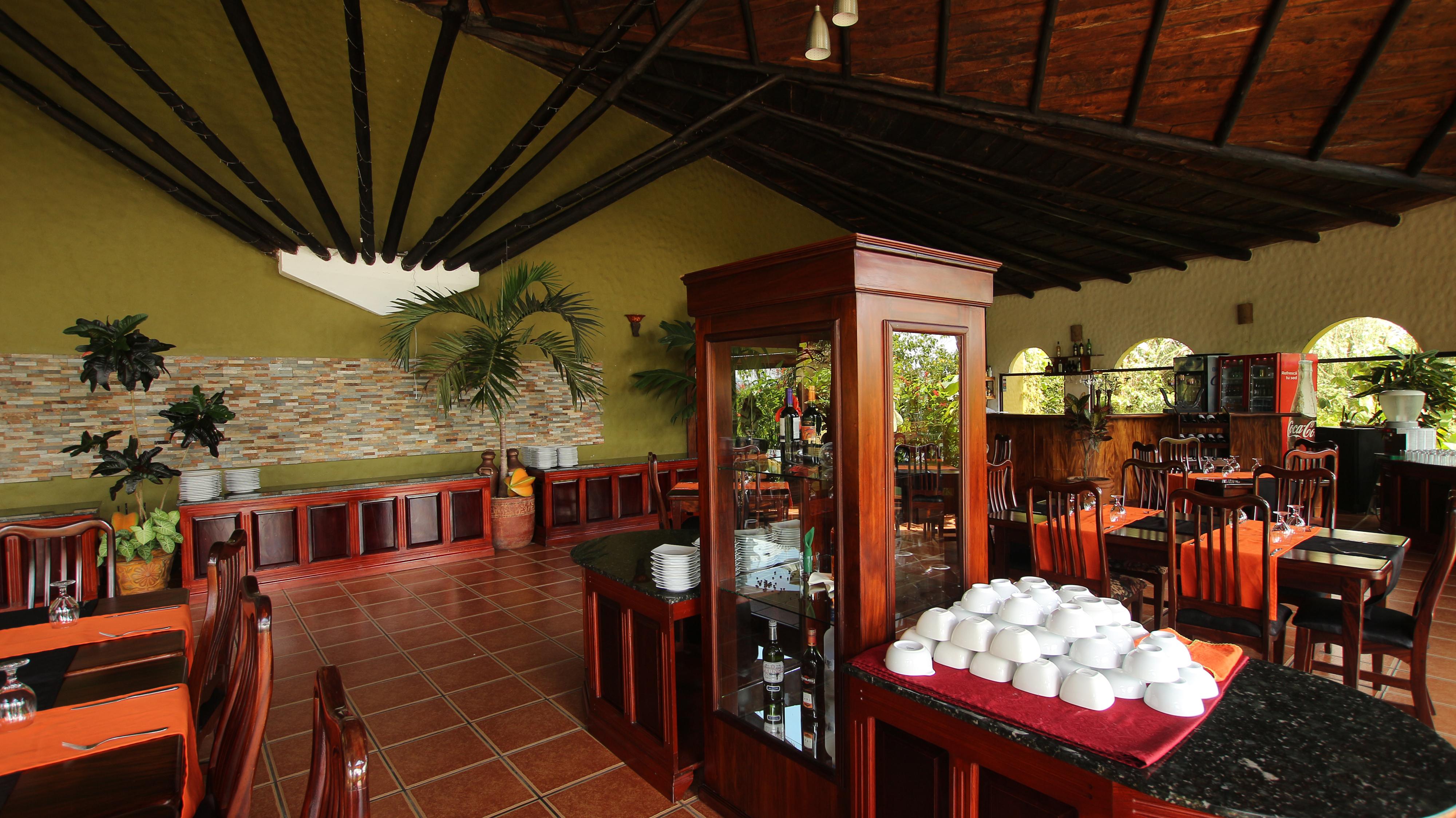 Hotel Mountain Paradise La Fortuna Exterior photo